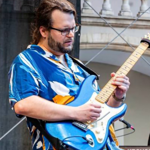 Nico an der Gitarre Nico an der Gitarre